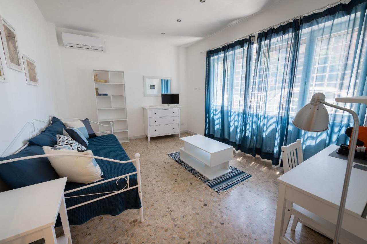 Casa Rosa Beige E Blu Lejlighed Rom Eksteriør billede